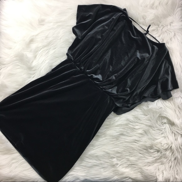 Jessica Simpson Dresses & Skirts - Jessica Simpson Velvet Dress